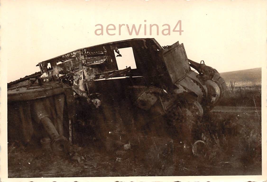 Zerstörter russ. Panzer M3 Lee Grant Tank USA am Don Russland Os