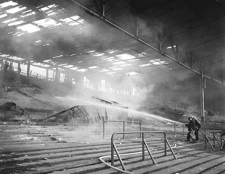 [Image: The-remains-of-Nottingham-Forest-s-Main-...n-1968.jpg]
