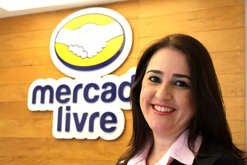 Gerente Daniela Barros
