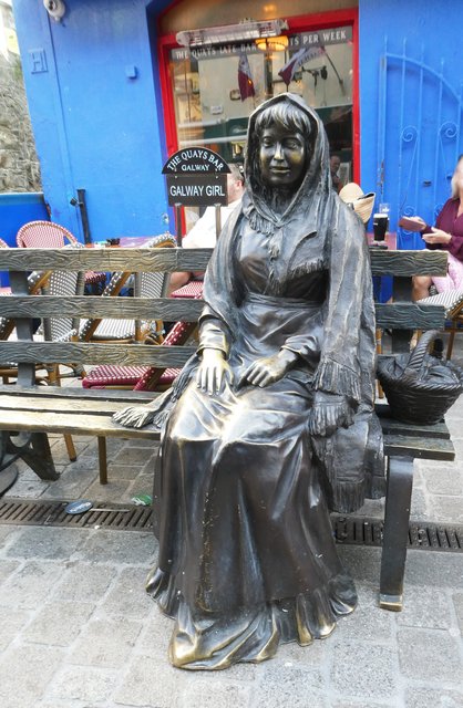 10 días por Irlanda en verano de 2024 - Blogs de Irlanda - DÍA 8 – Abadía Corcomroe – Castillo Dunguaire - Galway (17)