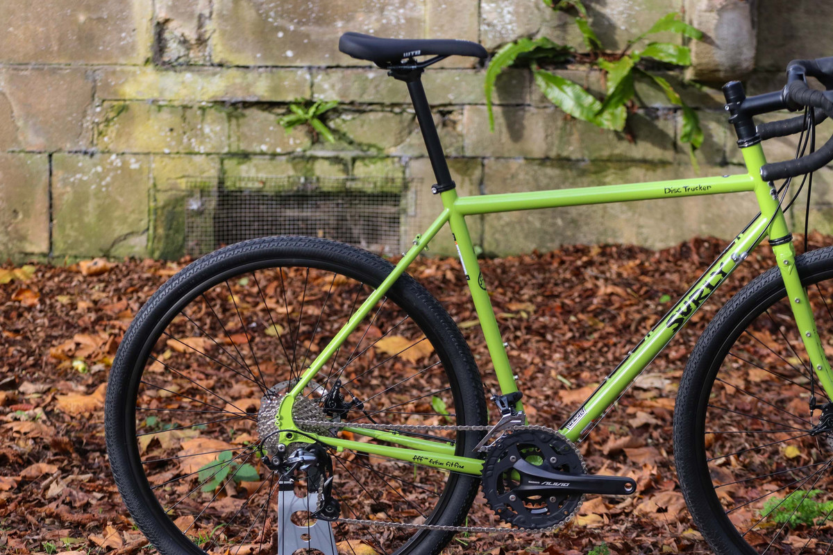 2021-surly-disc-trucker-rear