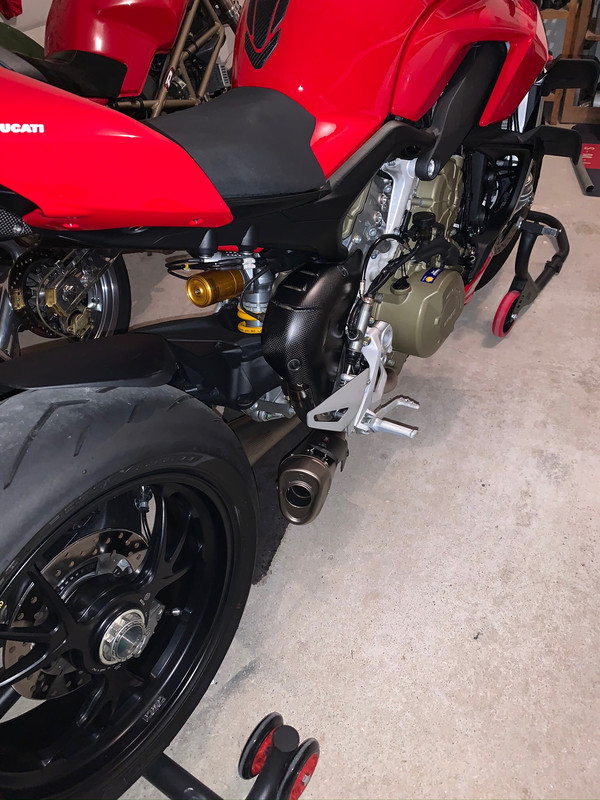 2C0AC221-211A-4ED8-B05B-760221B5E5C1