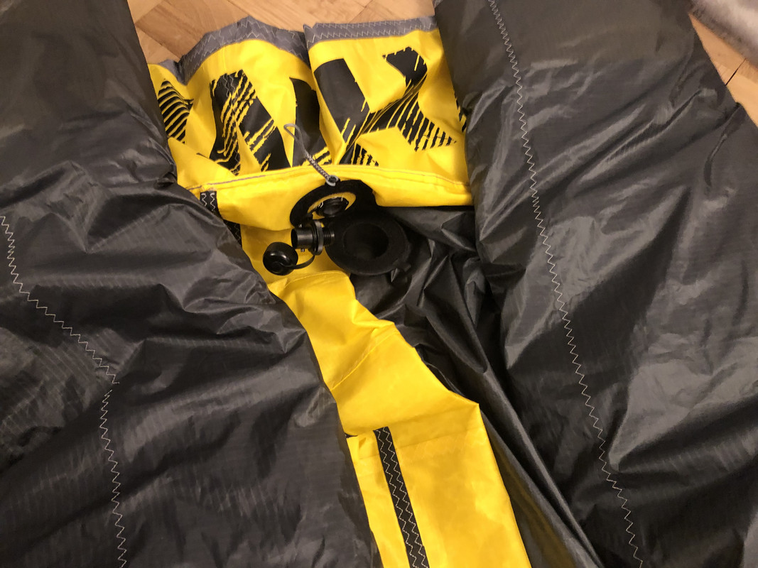 38377299-9769-44D3-BDD6-F7678A32FF64