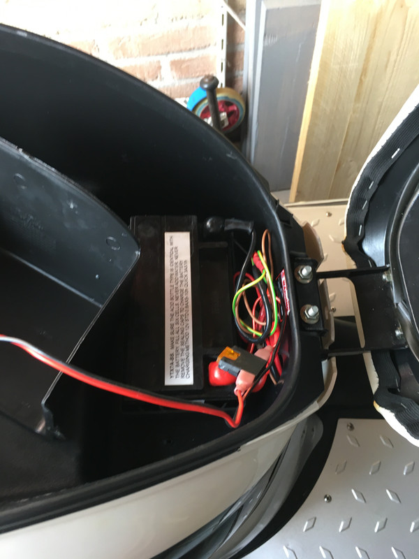 Accu opladen - Pagina 2 - Scooter Tourclub Nederland