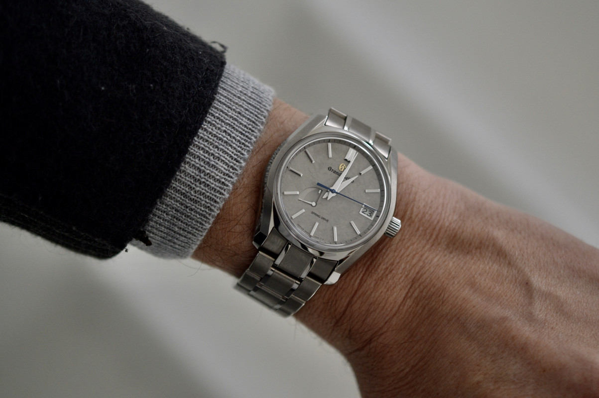 Le club des heureux propriétaires de Grand-Seiko Tome XVI - Page 9 DSC-0805