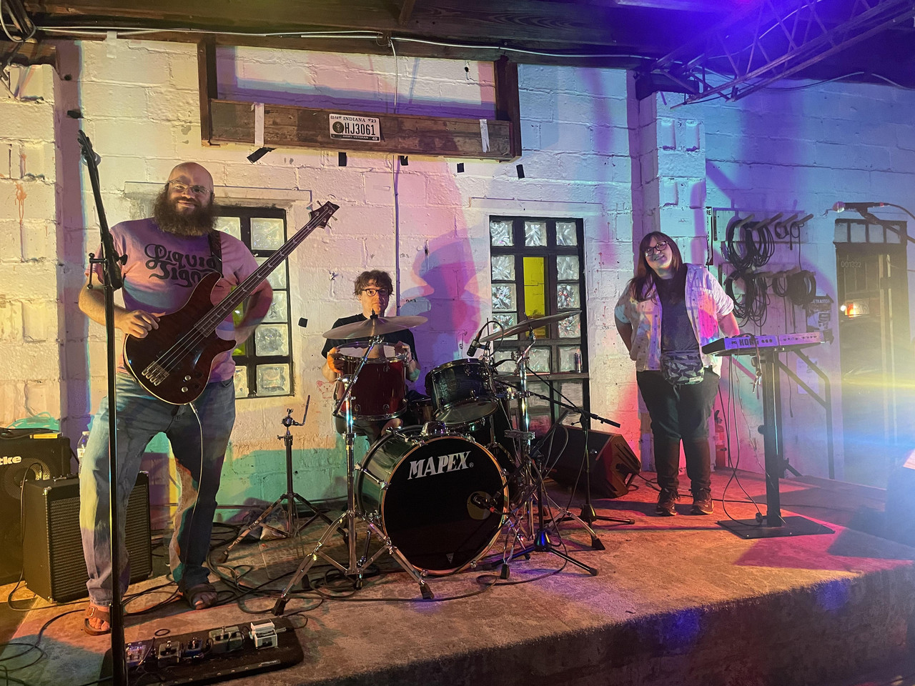 The Skyspeakers at Long Shot