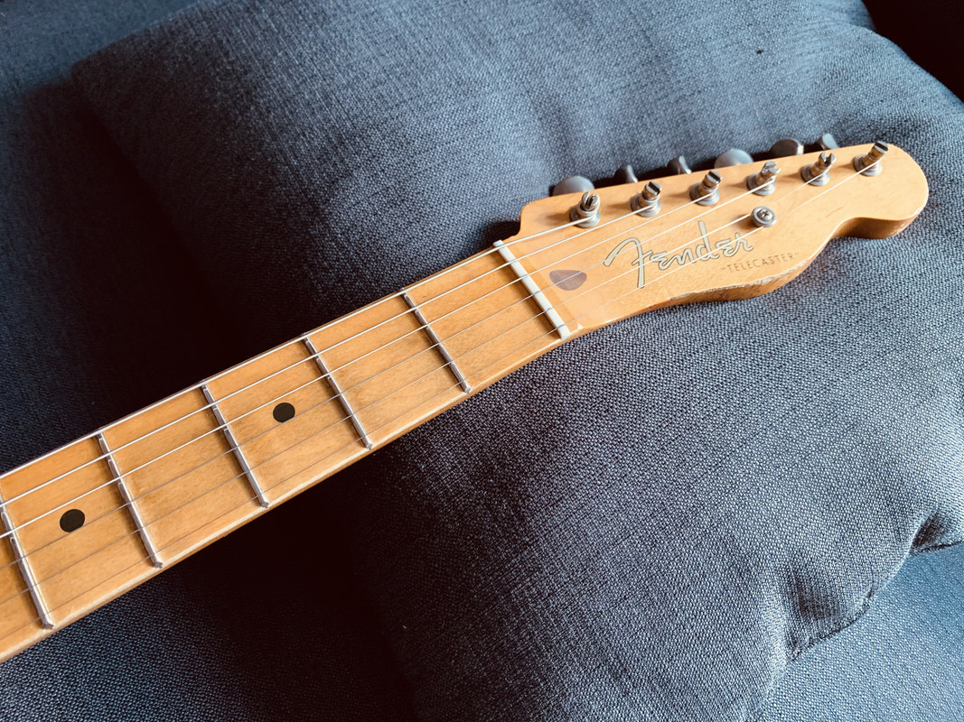 C1A887DD-92FF-4936-A75C-F10C1A666624