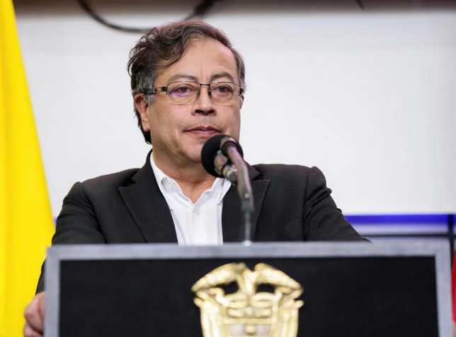 Gustavo Petro anuncia alza en los precios de la gasolina en Colombia