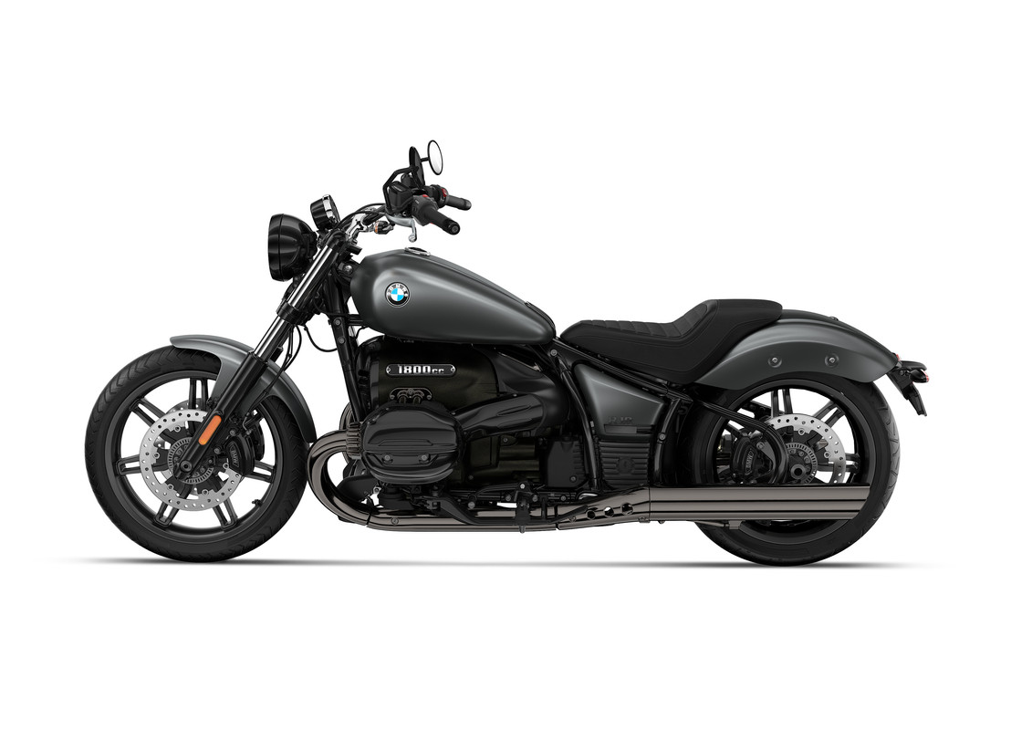 P90569176_highRes_bmw-r-18-model-year-