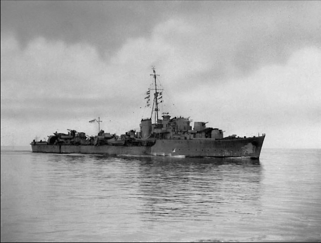 Panther заходит в Хвальфьорд в Исландии, конец января 1942