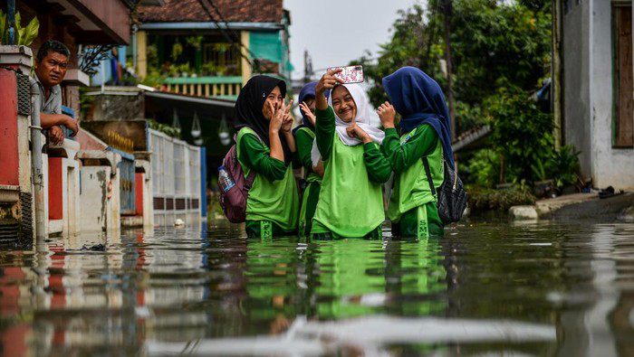 banjir-dayeuhkolot-bandung-Daun-News