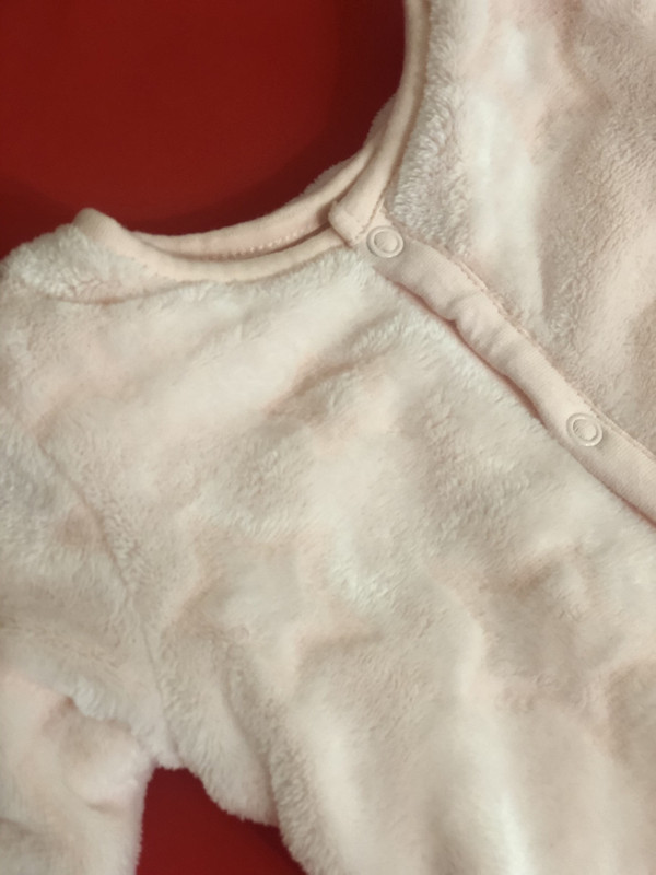 93575237-35B7-42D9-9310-C05BDAEE8E5C