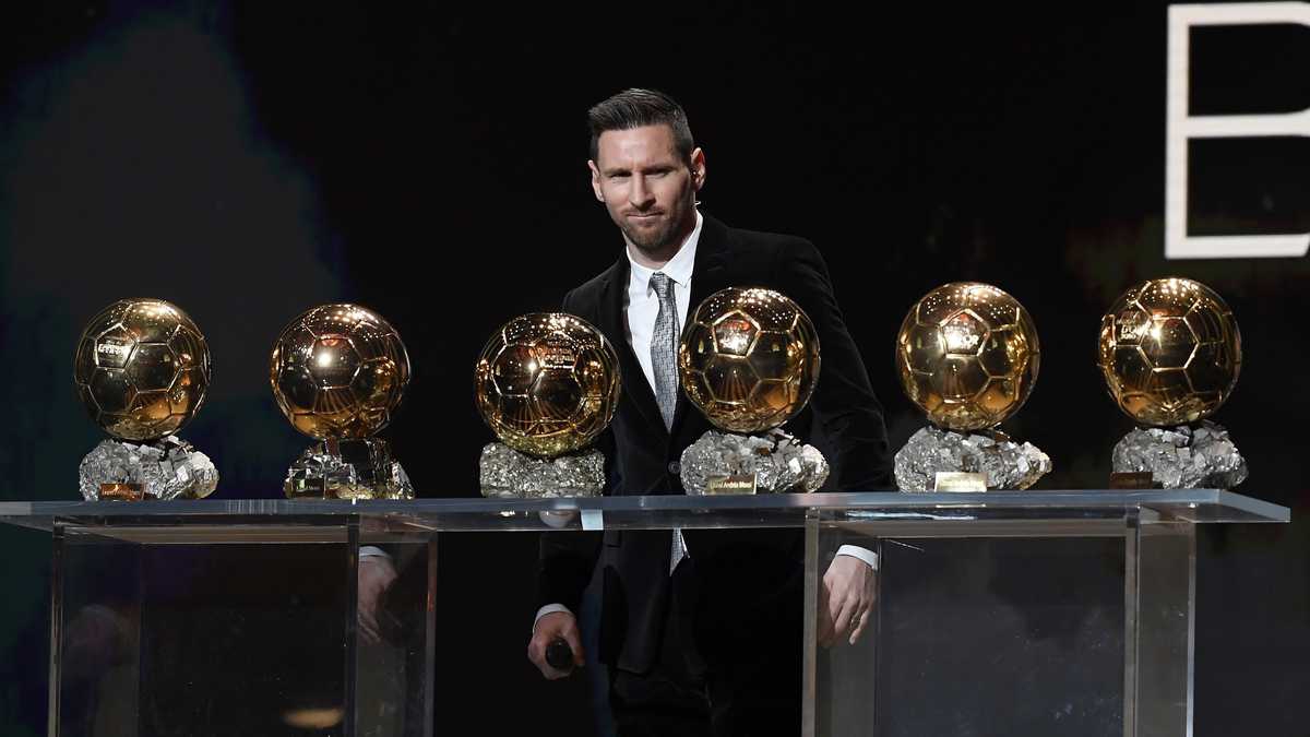 Karim Benzema responde a Messi en la disputa por el Balón de Oro 2022
