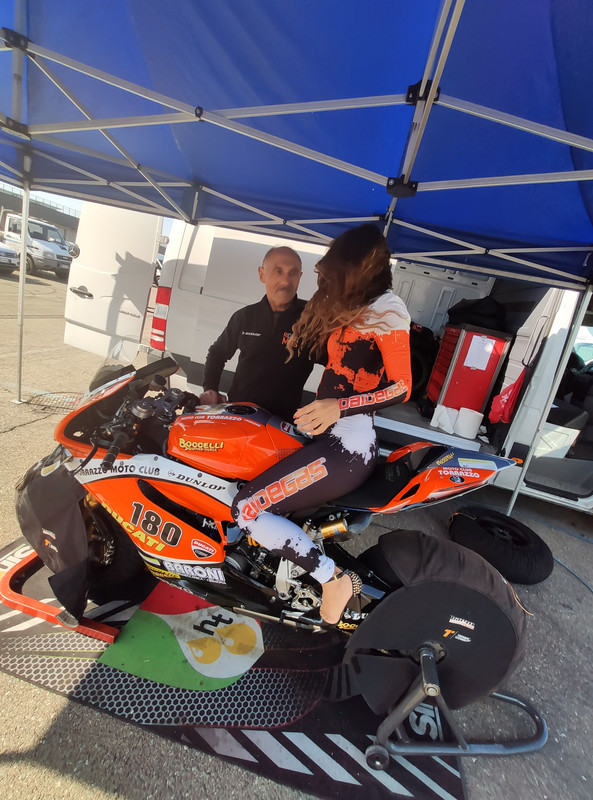 BA36D3D9-3A8A-43F3-853B-2DC318A07EFE