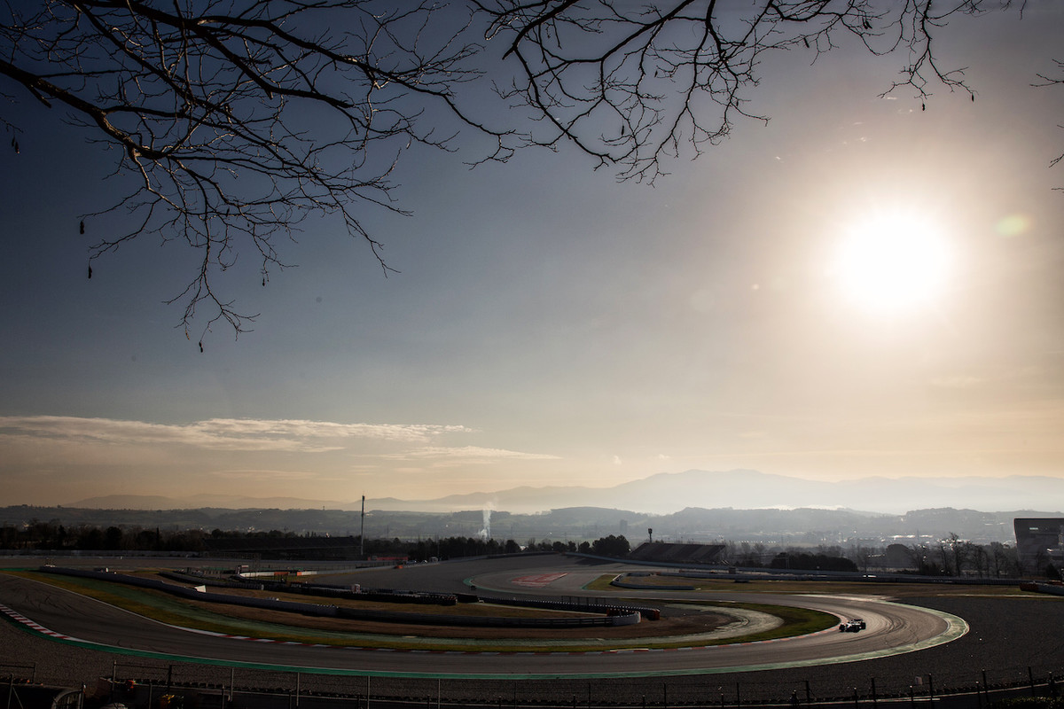 [Imagen: f1-test-barcellona-day-2-gallery-fotografica-200.jpg]