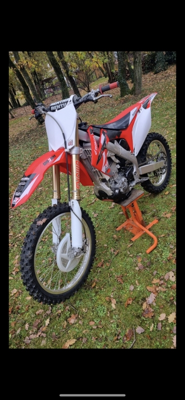 17A8AA2D-BF3A-424D-AAC3-0A8FF238F188