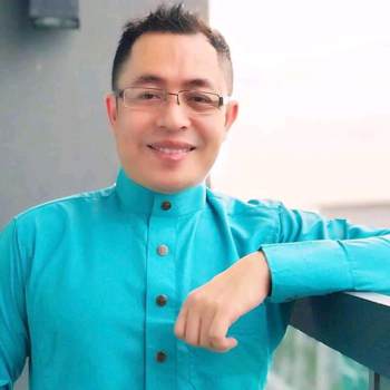 F4CCDE04-0DEB-433F-BECD-C32ADED5BFC7