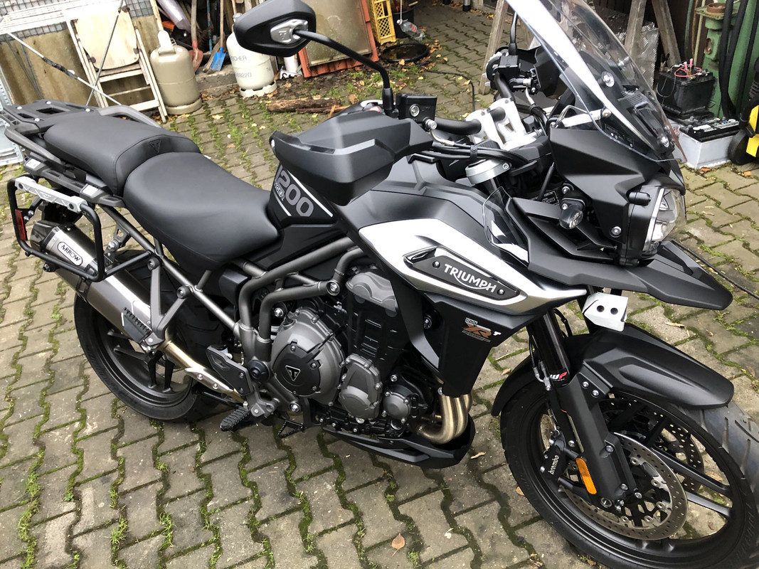 B160991A-CB6F-411E-9435-ABECE3CD884D