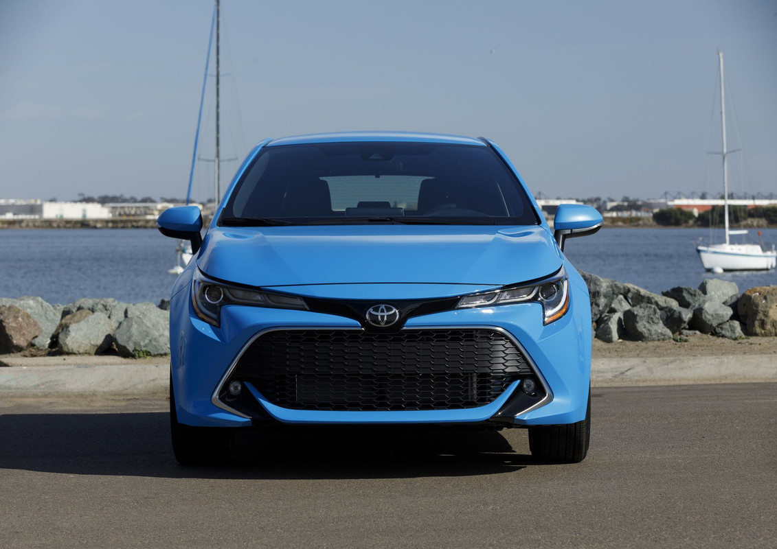 2019 Toyota Corolla Hatchback (6)