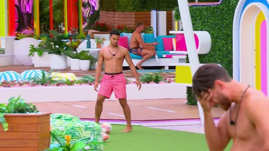 [Image: zd4c8td6fxq4.jpg]