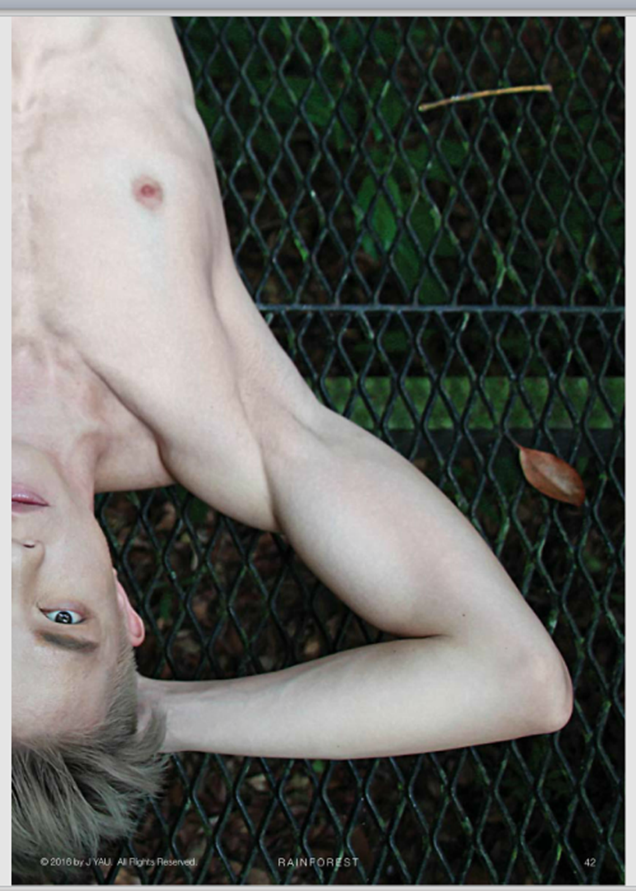 045