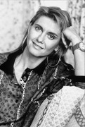 Olivia-Newton-Johnon-md78