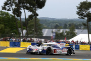 24 HEURES DU MANS YEAR BY YEAR PART SIX 2010 - 2019 - Page 25 15lm02-Toyota-TS40-Hybrid-A-Wurz-S-Sarrazin-M-Conway-11