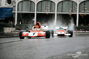 14 de mayo F1-monaco-gp-1972-niki-lauda-march-721x-ford-looks-in-his-mirror-to-see-jacky-ickx-ferrari