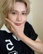 weverse_20250627200800-2_copy_767x959