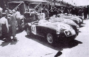 24 HEURES DU MANS YEAR BY YEAR PART ONE 1923-1969 - Page 37 55lm41MG.EX182_K.Miles-J.Lockett_2