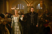annabelle-wallace-the-tudors-06