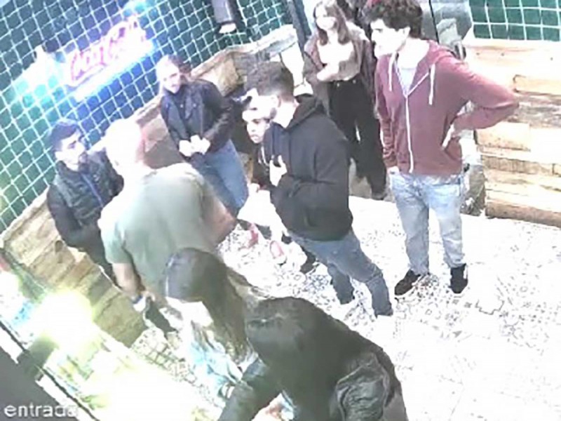 Justiciero ataca a ladrón con cabezazo y recuperar celular