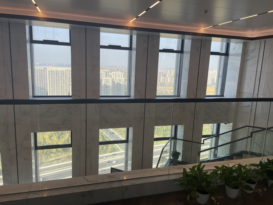 D978C075-5082-48A5-83D5-8D22F139A6B1