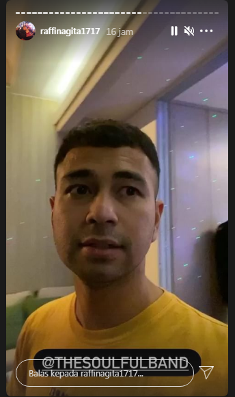 Raffi Ahmad mengundang The Soulful band untuk manggung di rumahnya