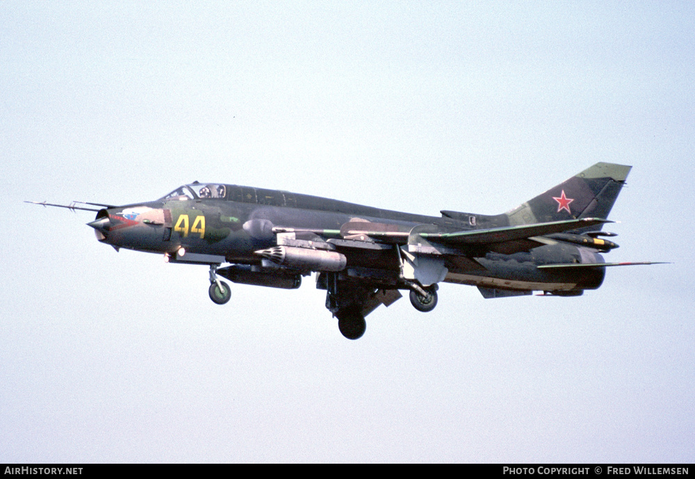 20 GvAPIB Su-17M4 44 yellow_15205_02.07.91