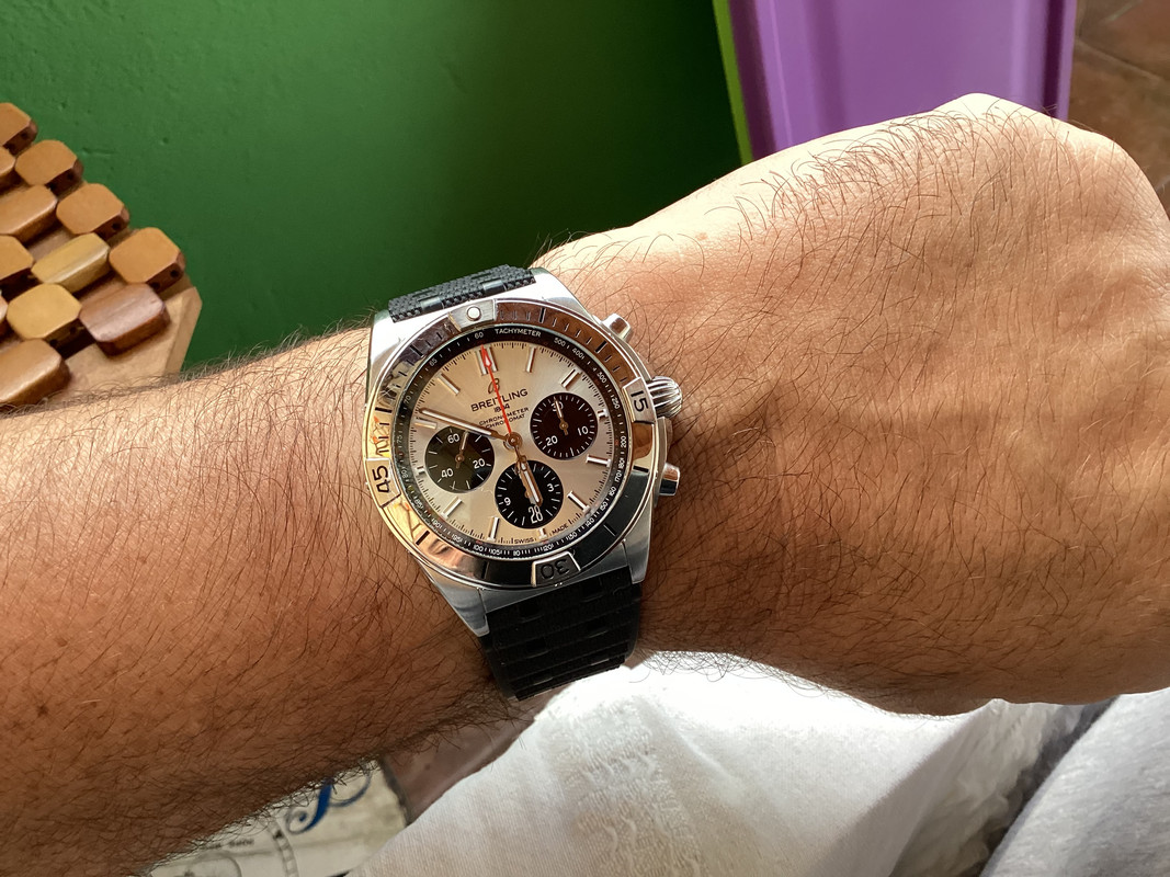 AD9ED2FA-FD21-46A6-A1C3-9DADAE40B221