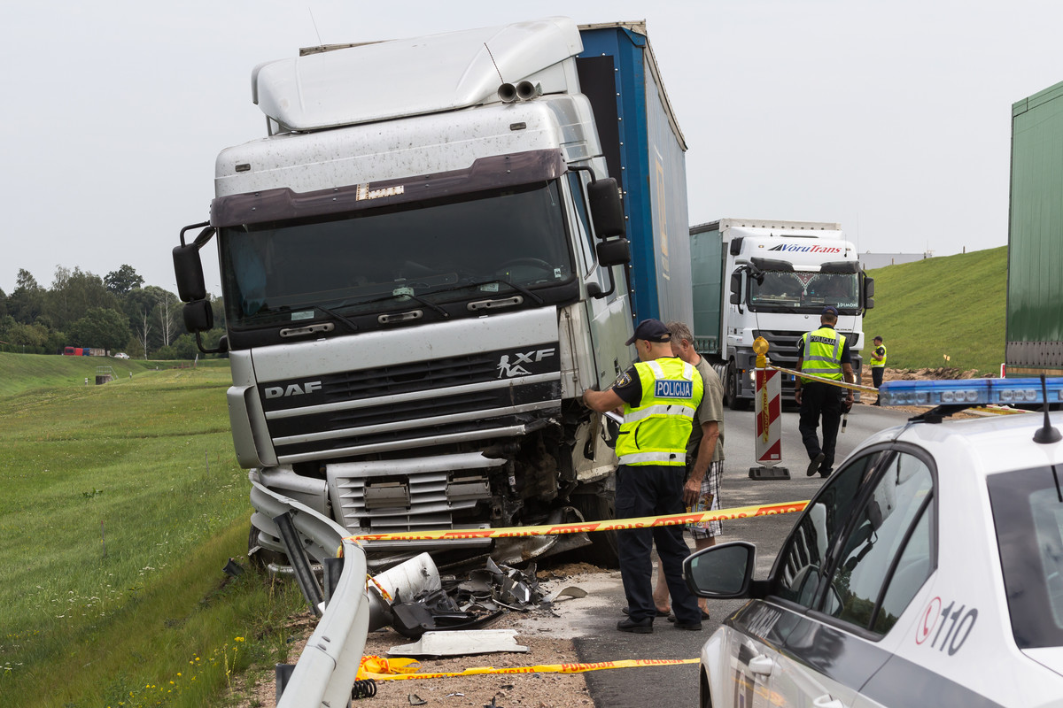 photo of crashed truck