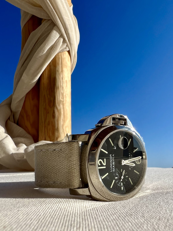 0CB01BBD-D854-41BD-88B8-FA59B1F9C80B