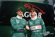 Temporada 2001 de Fórmula 1 - Pagina 2 F1-spanish-gp-2001-pedro-de-la-rosa-and-eddie-irvine
