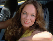 Catherine-Bach-mb81