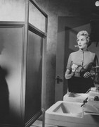 Janet-Leigh-d90