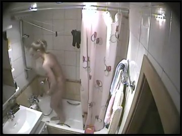[Image: Voyeur1525155454.jpg]