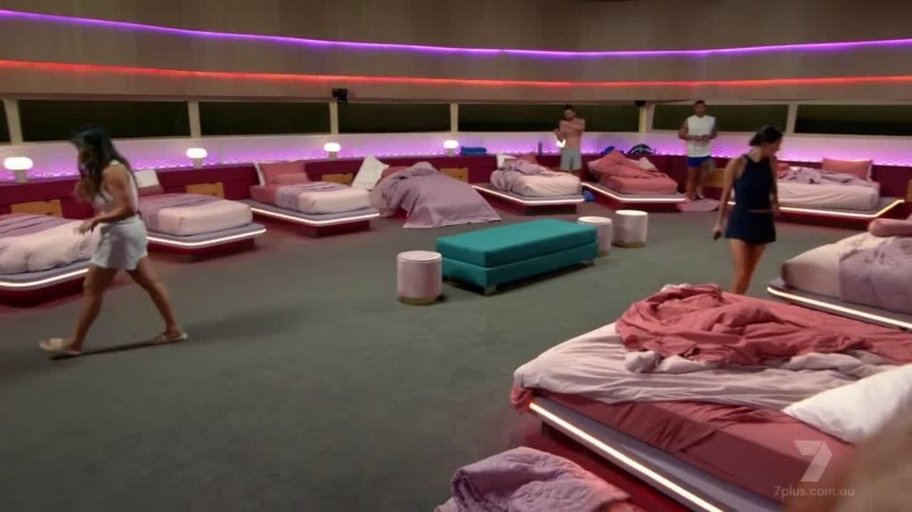 [Image: 5qqy09tgixl8.jpg]