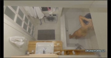 [Image: Voyeur56135100421.jpg]