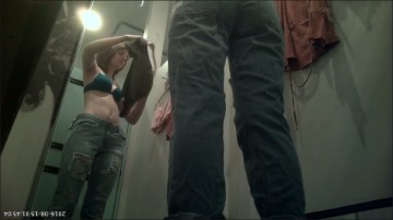 [Image: Voyeur11565091227.jpg]