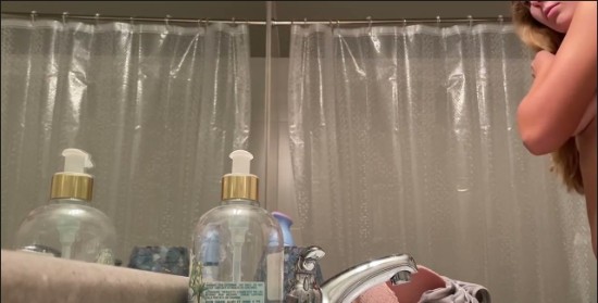 [Image: Voyeur37625133905.jpg]