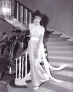 loretta-young-f48