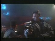 [Image: Terminator-5x3-jp-LD-Moment3.jpg]