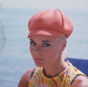 elke-sommer-mh31