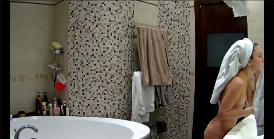 [Image: Voyeur18395144626.jpg]